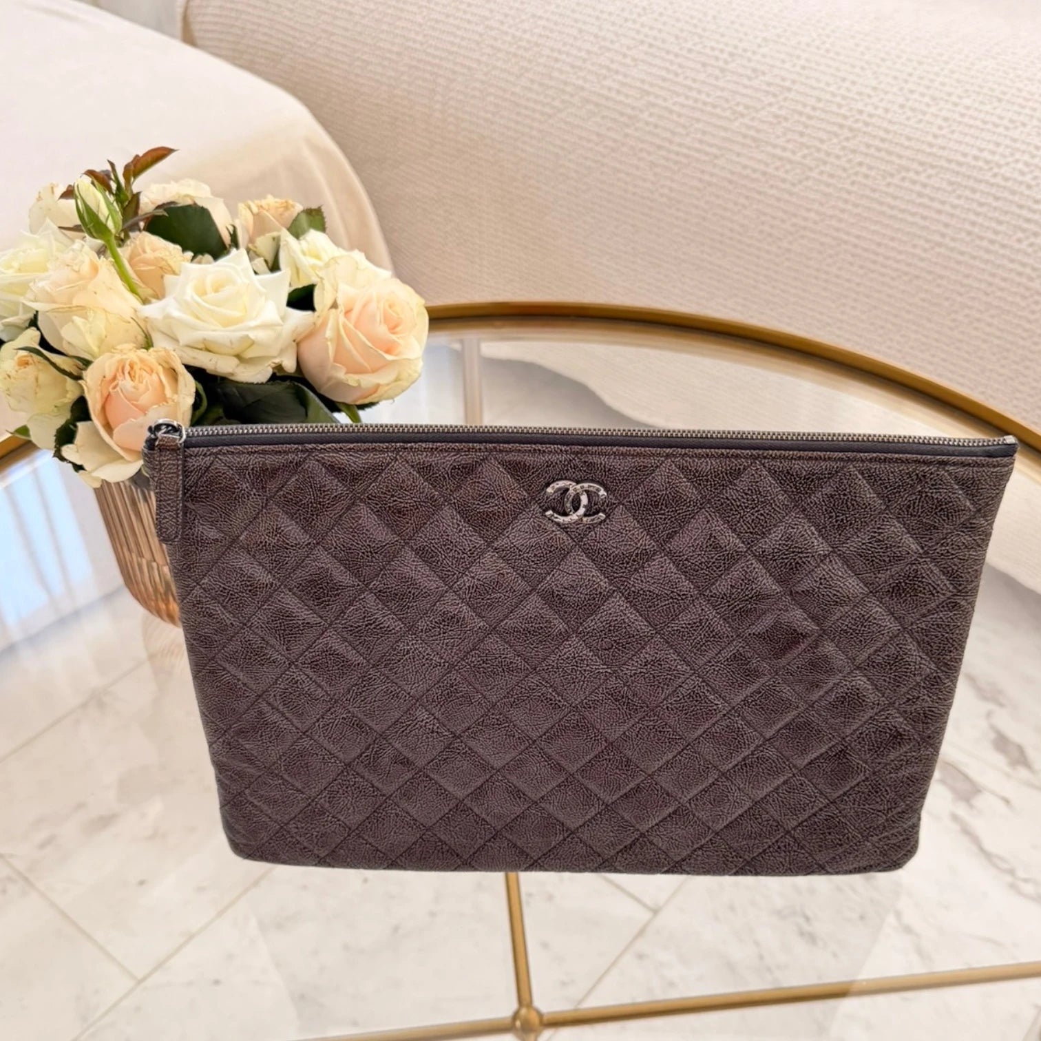 Chanel | Large Crinkled Patent O Case clutch bag