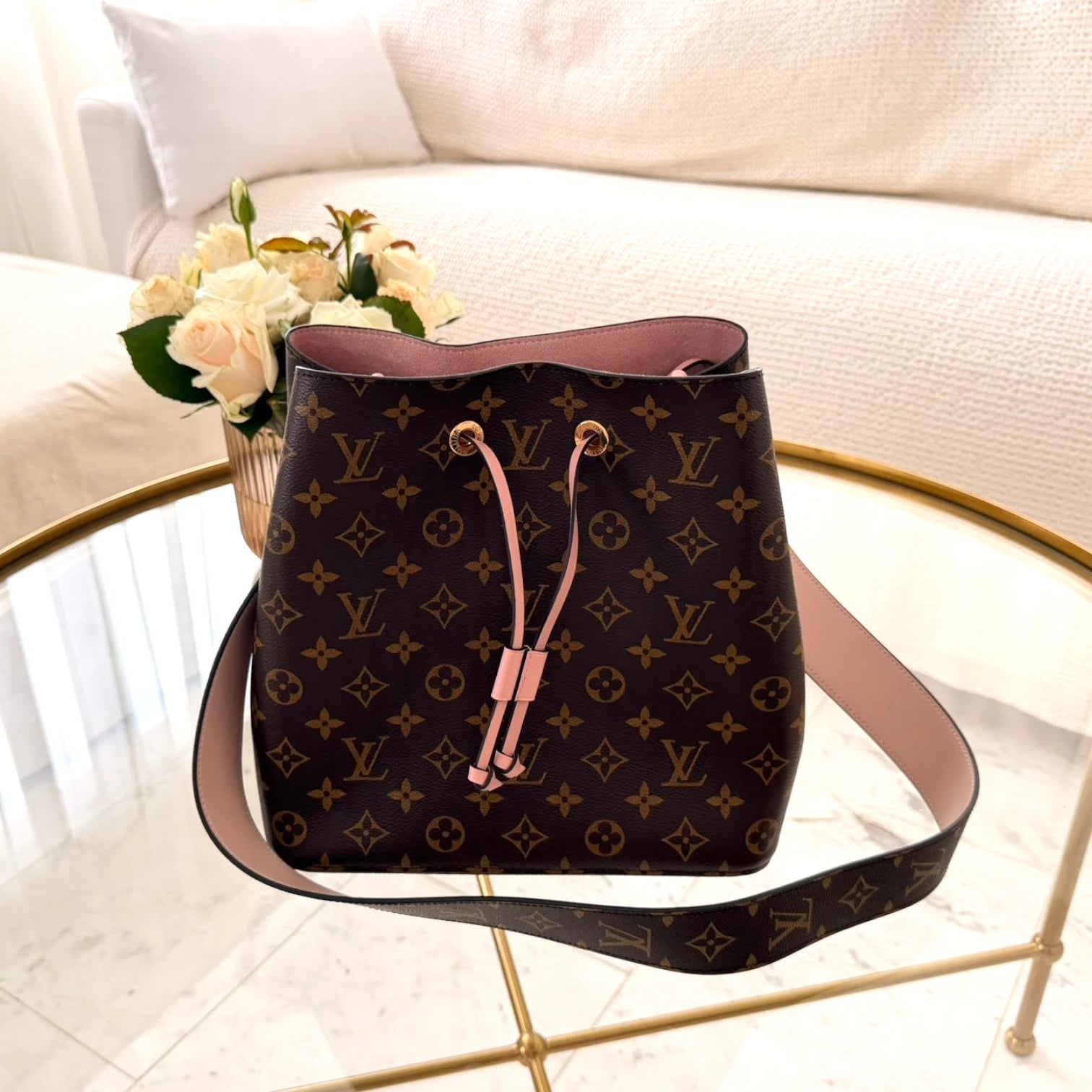 Louis Vuitton | Monogram Neonoe MM bucket bag