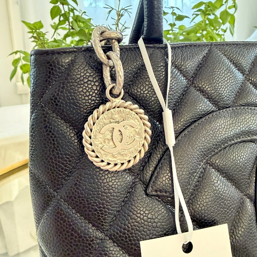 Chanel | Torba tote Caviar Medallion z lat 2003-2004