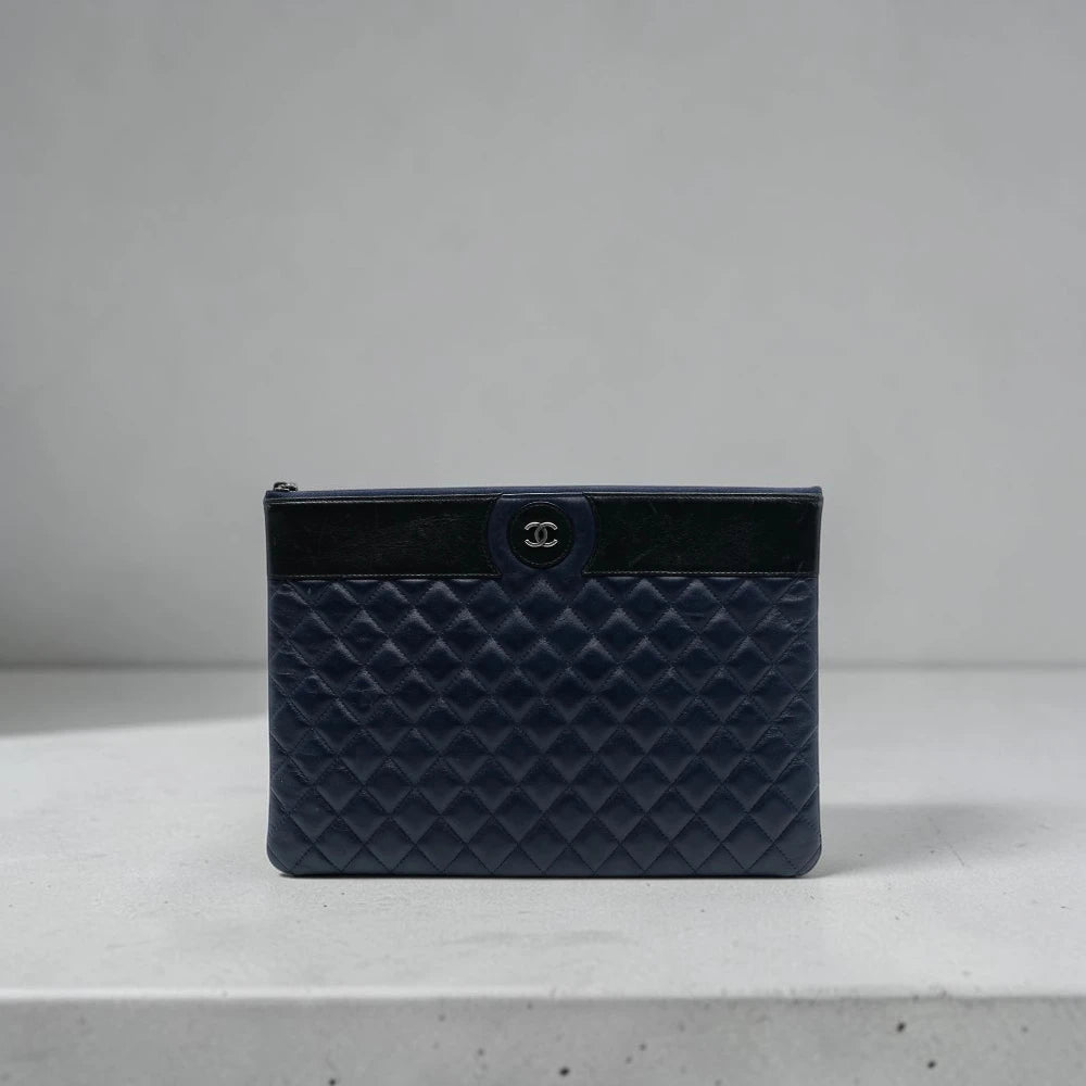 Chanel  | Large CC Bicolor Quilted Lambskin clutch bag
